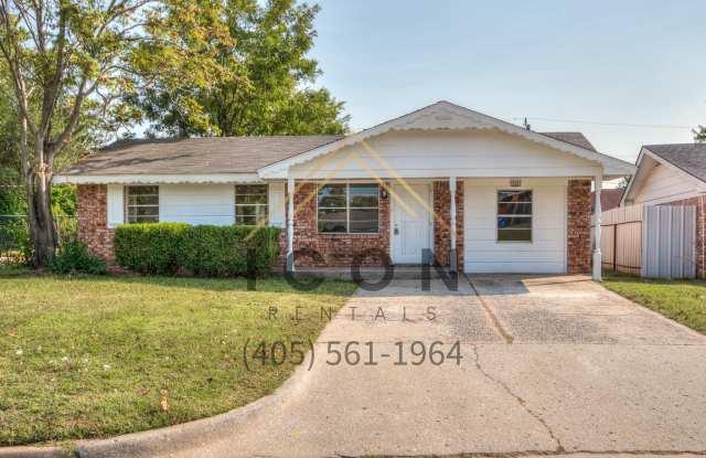 320 East Cedar Lane Gallery 1