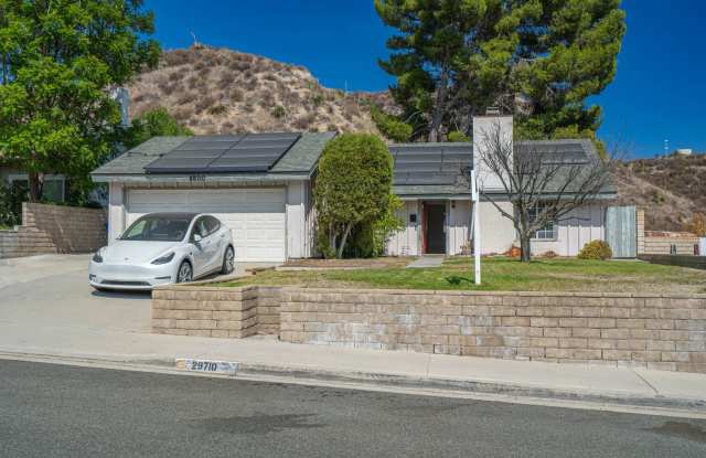 3-Bedroom Single-Story Home with Private Pool/Spa  Solar in Santa Clarita! photos photos