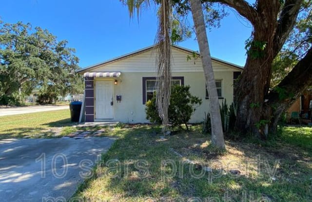 2400 26th Street South - 2400 26th Street South, St. Petersburg, FL 33712