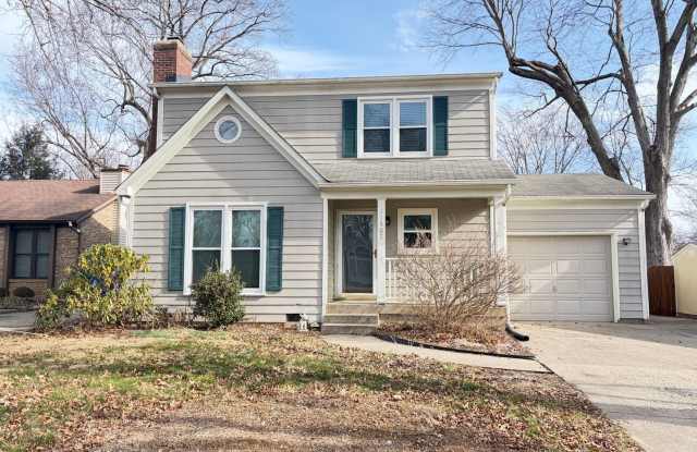 Prime location for a perfect 3 bed and 1.5 bath home! photos photos