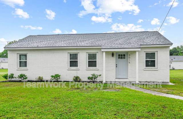 3015 Azalea Ave photos photos