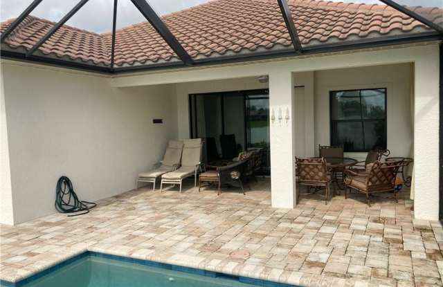 3754 Canopy CIR Gallery 4