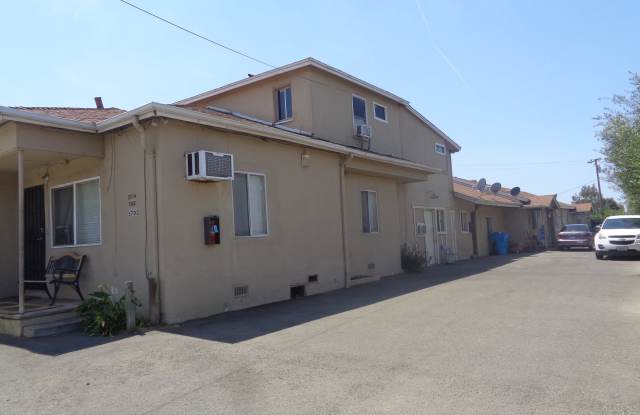 5702 Lindhurst Avenue photos photos