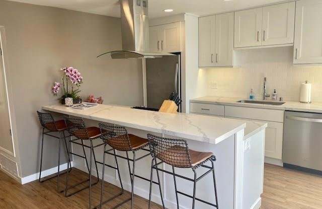432 Seaward Road - 432 Seaward Road, Newport Beach, CA 92625