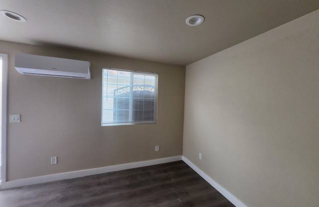 8822 O'melveny Avenue Gallery 3