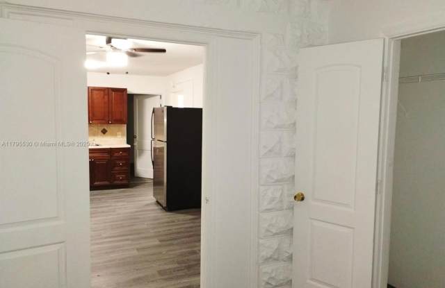 605 S J St photos photos