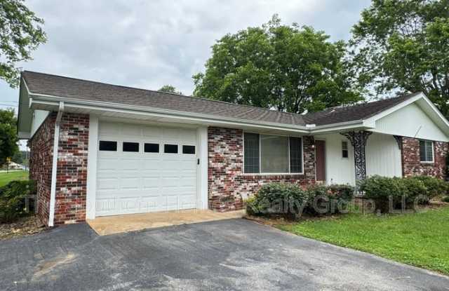 101 Hickory Lane photos photos