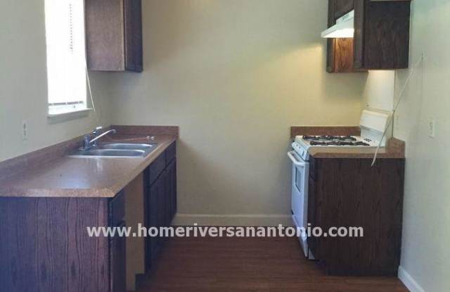 5207 Village Glen Gallery 3