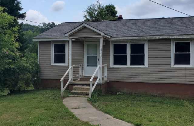 3 Bedroom 1 Bathroom House photos photos