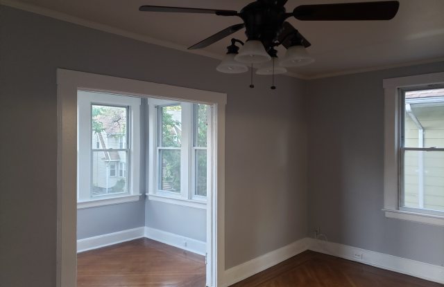 220 Ward Place Gallery 2