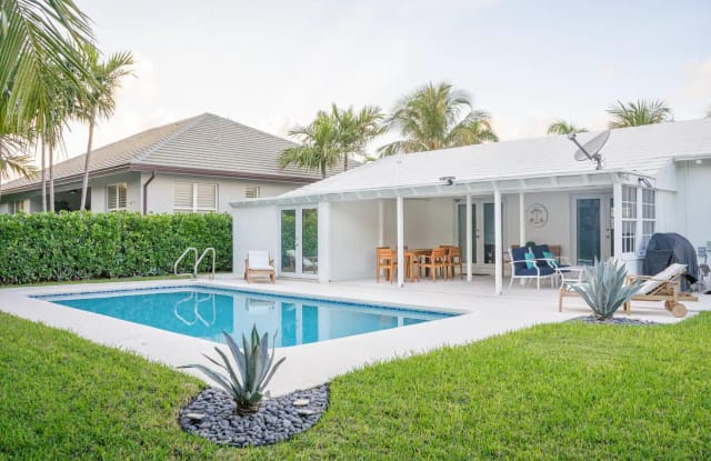 208 Linda Lane - 208 Linda Lane, Palm Beach Shores, FL 33404