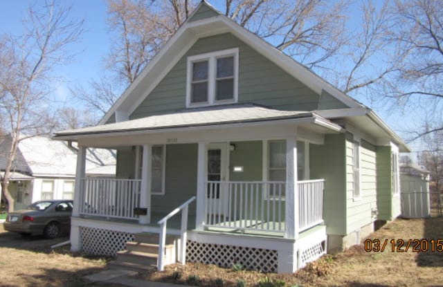 10120 E Golf Ave - 10120 Golf Avenue, Independence, MO 64053
