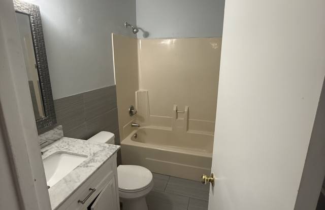 131 Stonehedge Drive - 1 - 131 Stonehedge Drive, Warner Robins, GA 31088