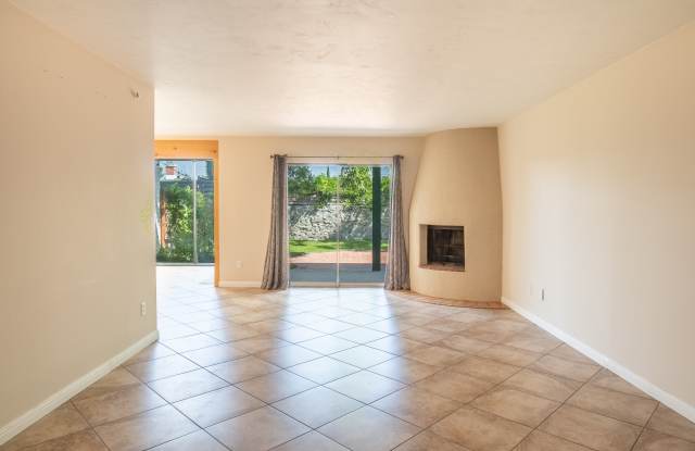 2921 Valle Vista Gallery 2