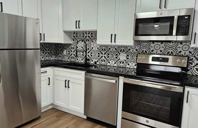 PARKWEST APARTMENTS photos photos