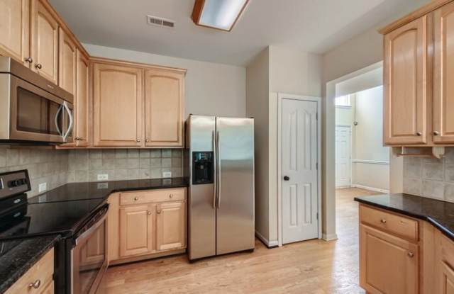 17224 Cambridge Woods Court Gallery 4