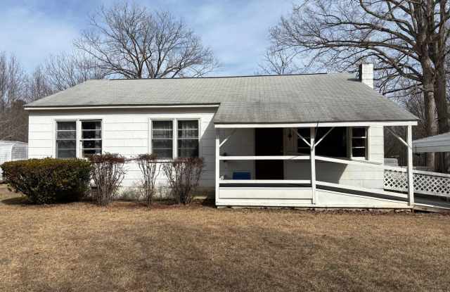 3 BED, 1 BATH FARM HOUSE LOCATED IN STAR! photos photos