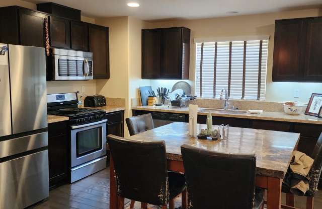 34129 Hillside Drive Gallery 4