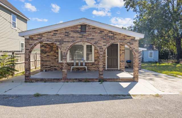 Charming Single-Family Home photos photos