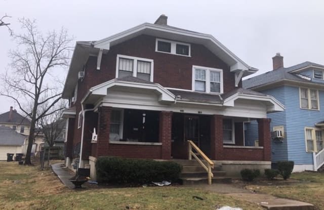 370 Kenwood Avenue - 370 Kenwood Avenue, Dayton, OH 45405