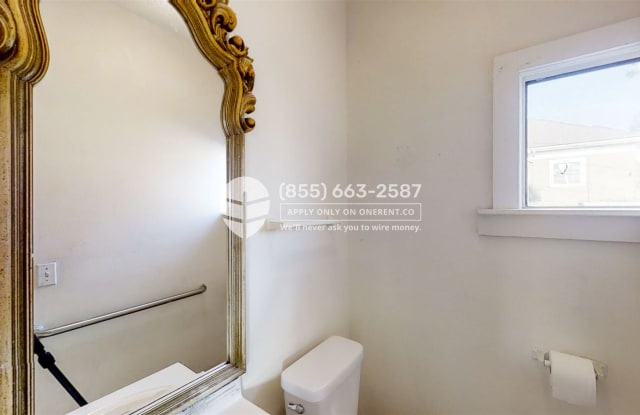 872 37th Street - 872 37th Street, Oakland, CA 94608