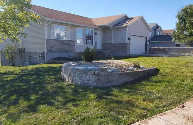Great 5 Bed 2 Bath Home in Kearns!!! photos photos Great 5 Bed 2 Bath Home in Kearns!!! photos photos