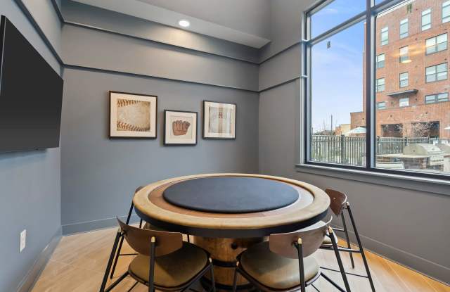 408 Jackson Gallery 4