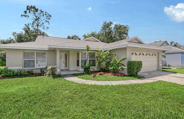 3/2 Pool Home in Lake Sarasota Gallery 3