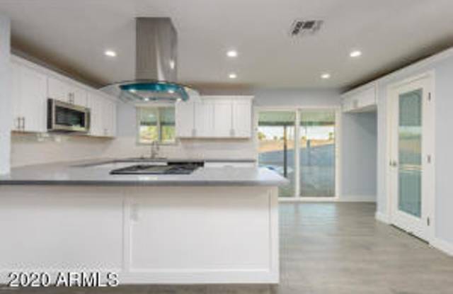Apply Here www.realty480pm.appfolio.com/listings - 7843 East Garfield Street, Scottsdale, AZ 85257