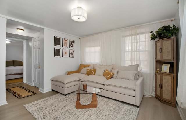 1783 Ridgewood Dr Ne photos photos