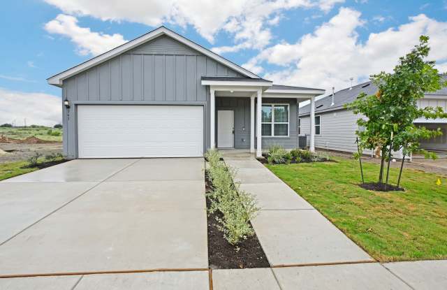 261 Elk Avenue photos photos