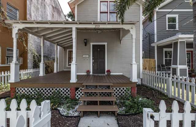 313 E AMELIA AVENUE - 313 East Amelia Avenue, Tampa, FL 33602