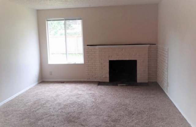 4903 33rd CT SE Gallery 2