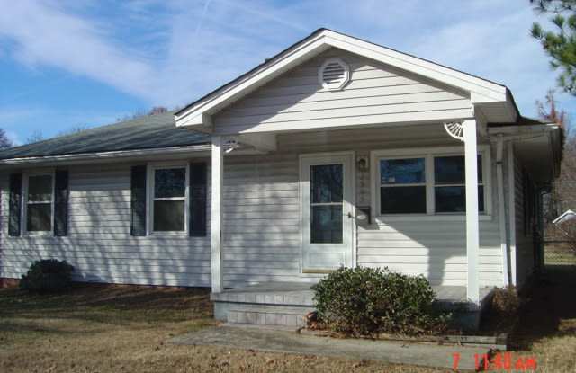 Yanceyville/Cone area 3 BR with carports photos photos