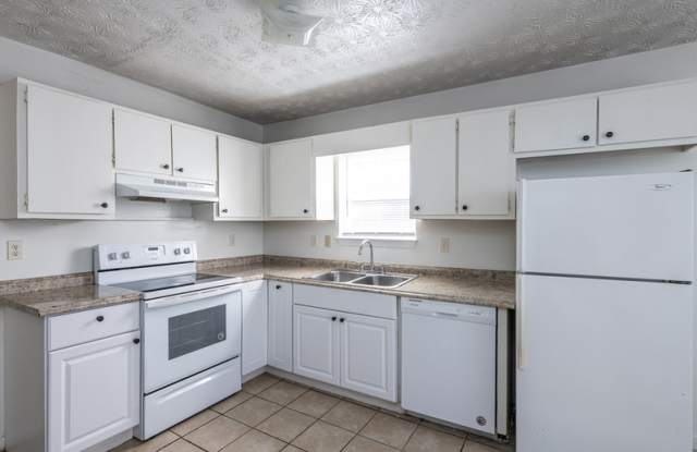 8367 Warren Dr photos photos