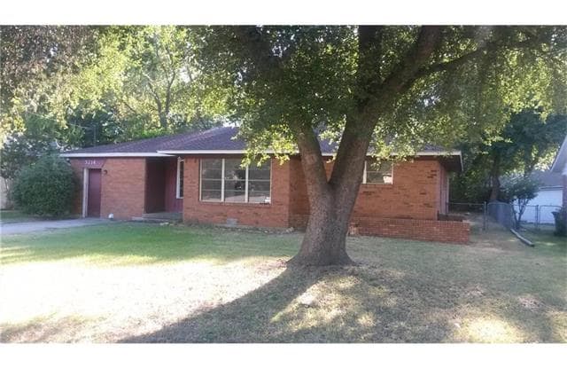 3214 Avon Street - 3214 Avon Drive, Denton, TX 76209
