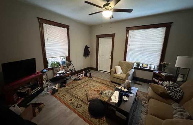 5 Bedroom Located In Clifton Near UC's Campus Gallery 3
