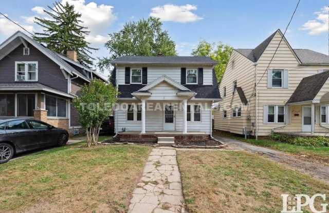 3606 Revere Dr photos photos