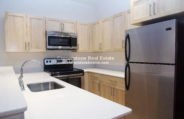 No Fee!  Heart of Boston's Financial Districts Shopping Center!  Student Friendly photos photos