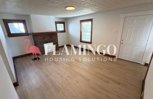 Charming 3-Bedroom Home with Central Air & Washer/Dryer Hookups Gallery 4