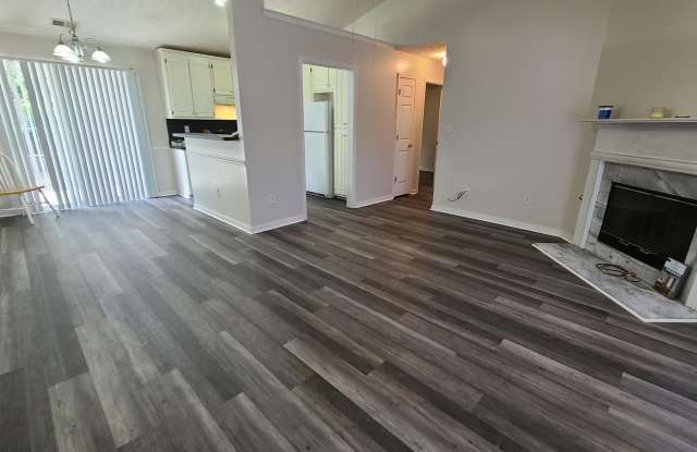 601 Connors Path - 1 photos photos