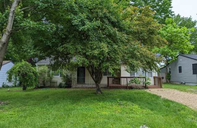 Charming 3 Bed, 2 Bath Home in Southeast Springfield – $1,595/Month Gallery 1