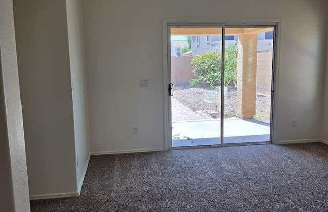 41229 West Little Drive Gallery 4