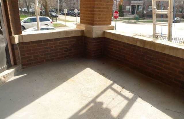 4701 N Malden St # 4701-1 Gallery 4