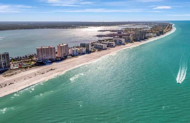 1310 GULF Boulevard Gallery 2