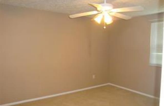 8303 WHITE STAR COURT Gallery 4