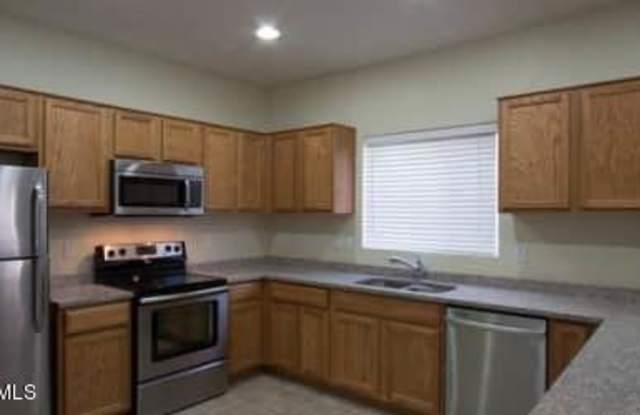 16239 N 27th Place Gallery 4