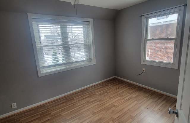 330 Lincoln Ave photos photos