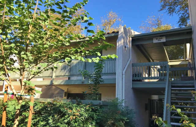 33 Dearborn Pl Apt 40 photos photos