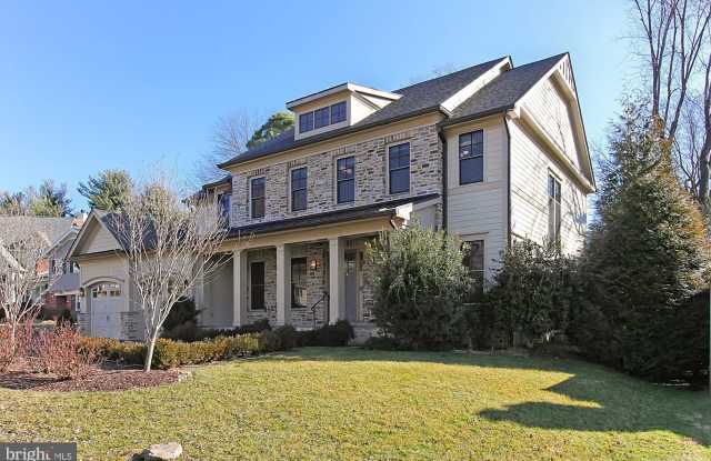 1123 GUILFORD COURT Gallery 2